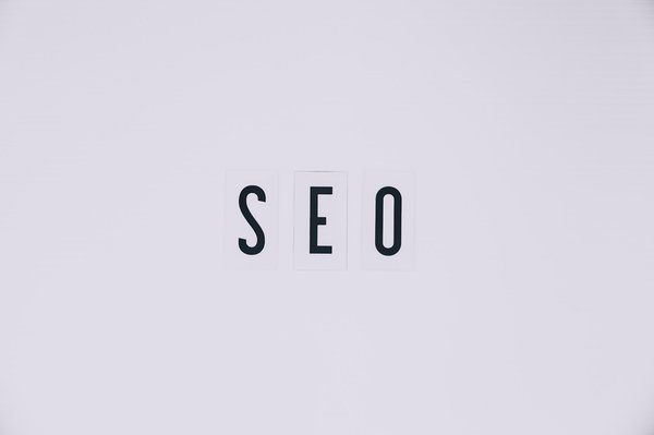 Améliorez votre visibilité avec un consultant SEO expert