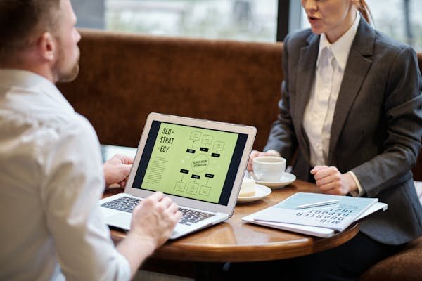 Améliorez votre référencement avec une stratégie de redirection efficace